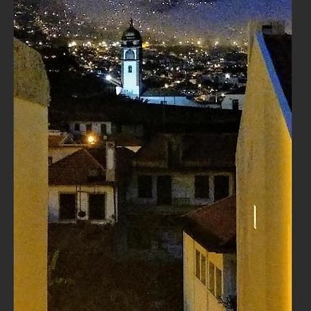 Peaceful Top Floor Apt W Balconies - Cambridge Right - Ac Funchal  Bagian luar foto