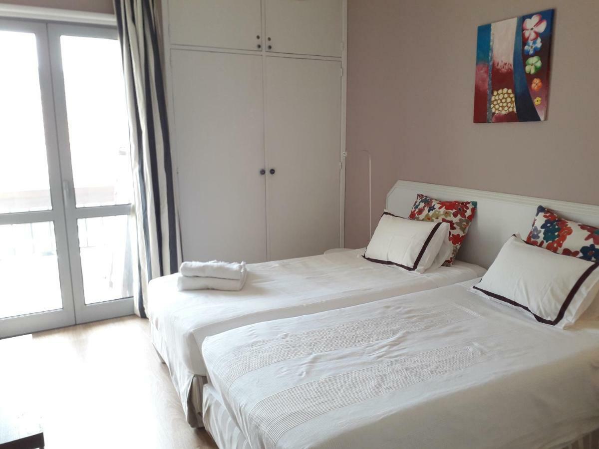 Peaceful Top Floor Apt W Balconies - Cambridge Right - Ac Funchal  Bagian luar foto