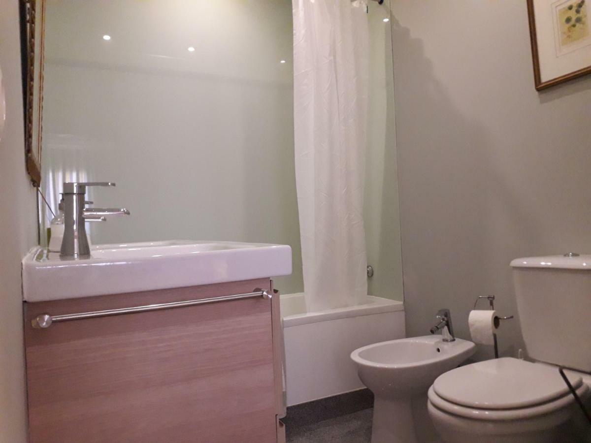 Peaceful Top Floor Apt W Balconies - Cambridge Right - Ac Funchal  Bagian luar foto